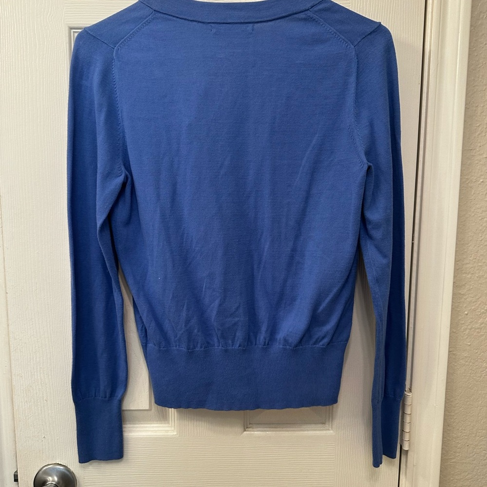Button up - Picture 2 of 5